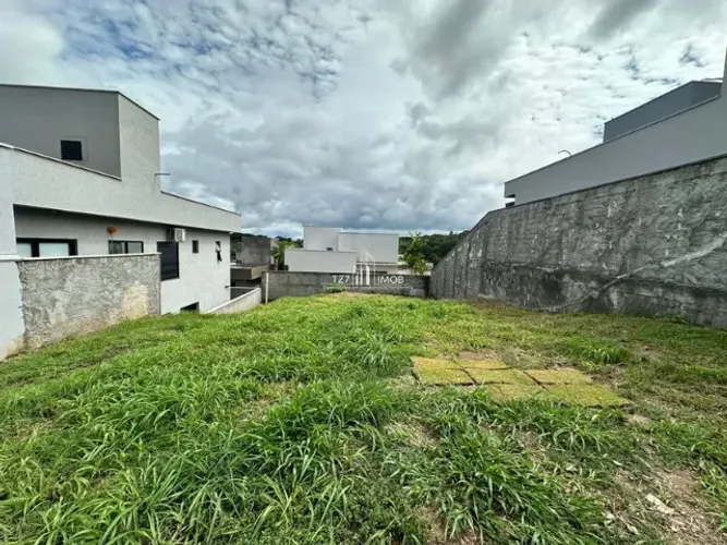 Ágio de Lote no Jardins Barcelona - Lote com 300,00 m² - A?gio R$ 85.000,00 Qd D