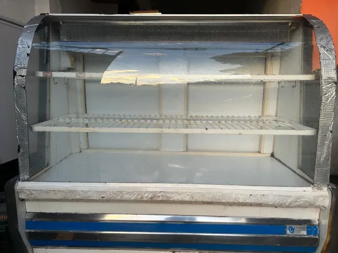 Expositor de vidro refrigerado 2 portas