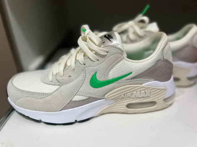 Tênis Nike