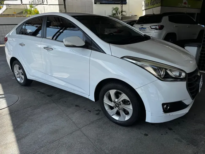 Hyundai HB20S Premium 1.6 Flex 16V Aut. 4P 2017