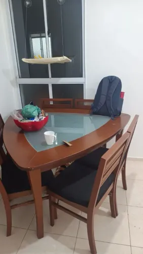 Jogo mesa de jantar triangular 6 lugares