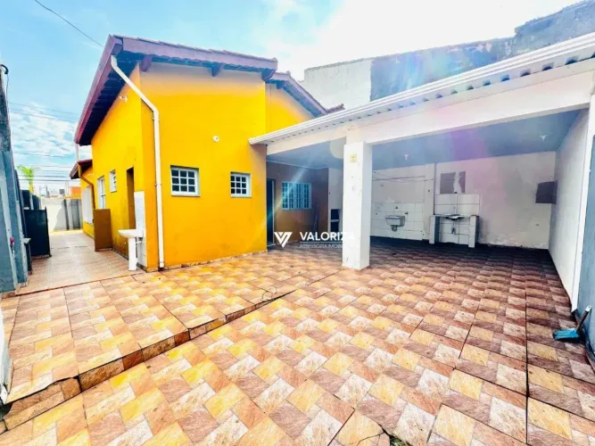 Casa com 3 dormitórios à venda, Vila Assis - Sorocaba/SP