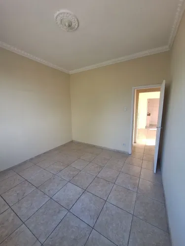 Alugo ótimo apto em Marechal Hermes 