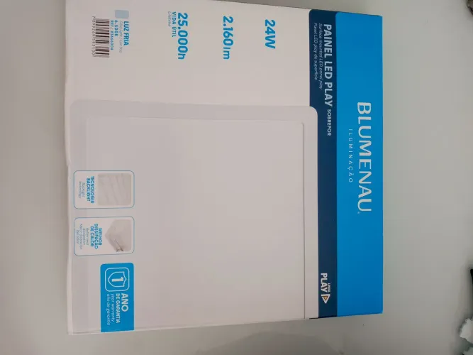 Luminária LED Quadrada de Sobrepor 24W Blumenau - Excelente Estado