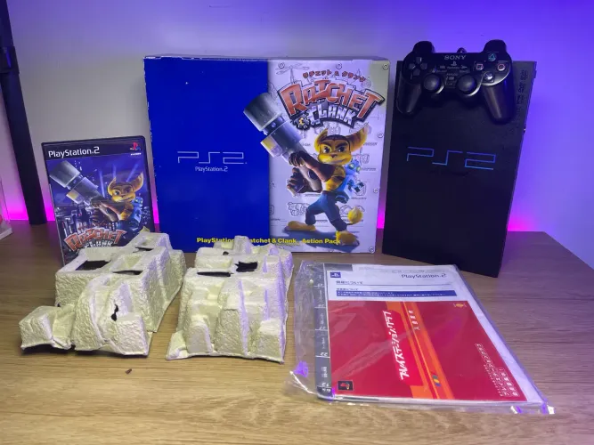 PlayStation 2 FAT Edição Especial Ratchet and Clank Completo com Jogos e Garantia