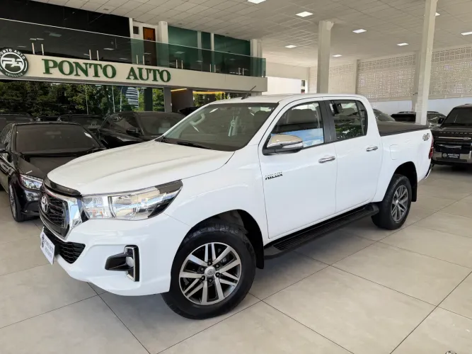Toyota Hilux CD SR 4X4 2.8 TDI Diesel Aut. 2020