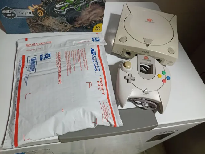 Console Dreamcast Americano Original ( Modelo 670 14081L )