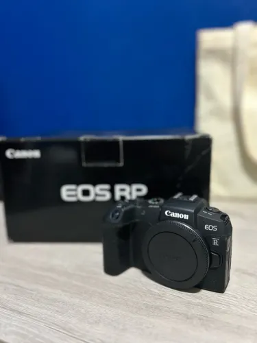 Canon EOS RP Corpo
