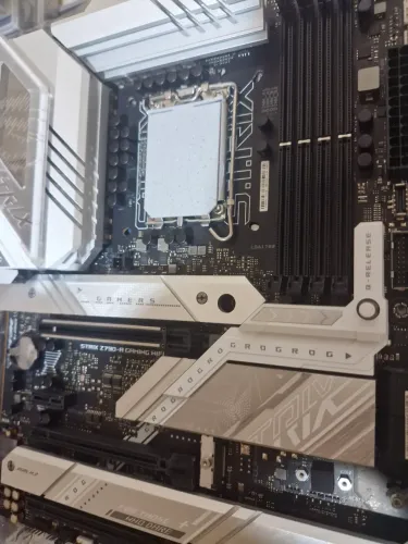 Z790-A Rog Strix DDR5 WIFIE 6