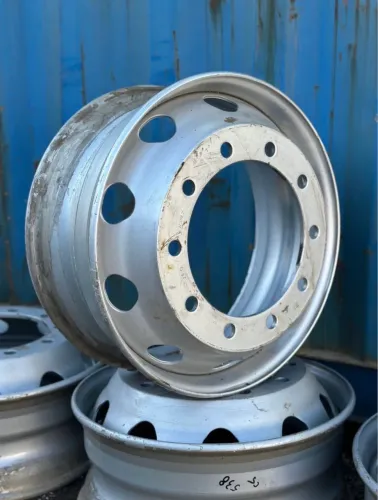 RODA DE AÇO 22.5x8.25 SEMI-NOVAS IVECO