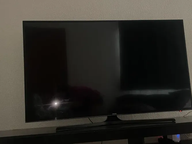 Smart TV LED 55? 4K, modelo UN55MU6100G (linha MU6100)