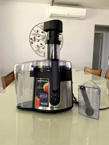 Centrifuga de Alimentos,1000, 800w, Preto, 220v, Britânia USADA UMA ÚNICA VEZ