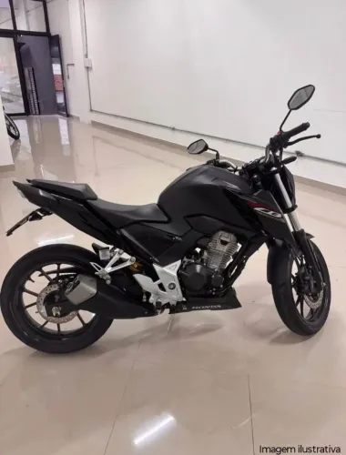Vendo CB300 Ano 2023