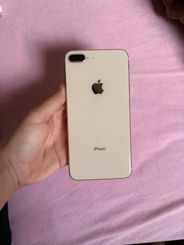 iPhone 8 Plus