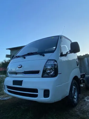Kia Bongo 2018/2019 UK 2500 - Pronta pra Trabalhar