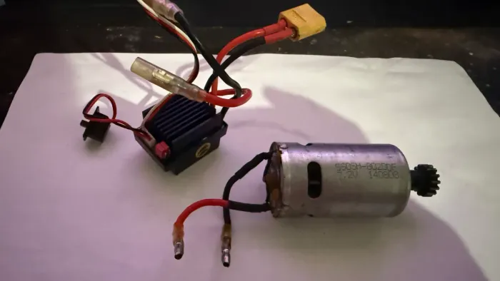 Motor e esc