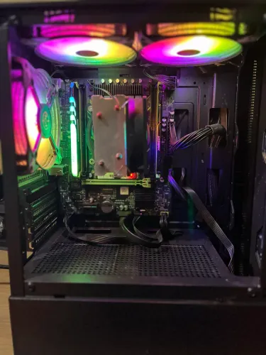 PC GAMER XEON
