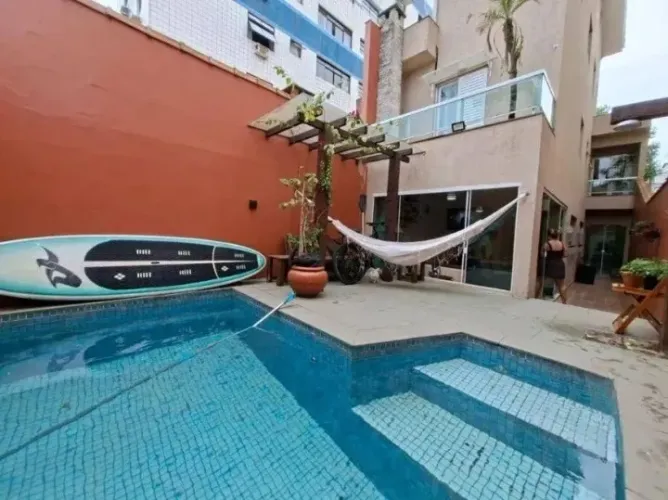 Casa à venda em Aparecida, Santos