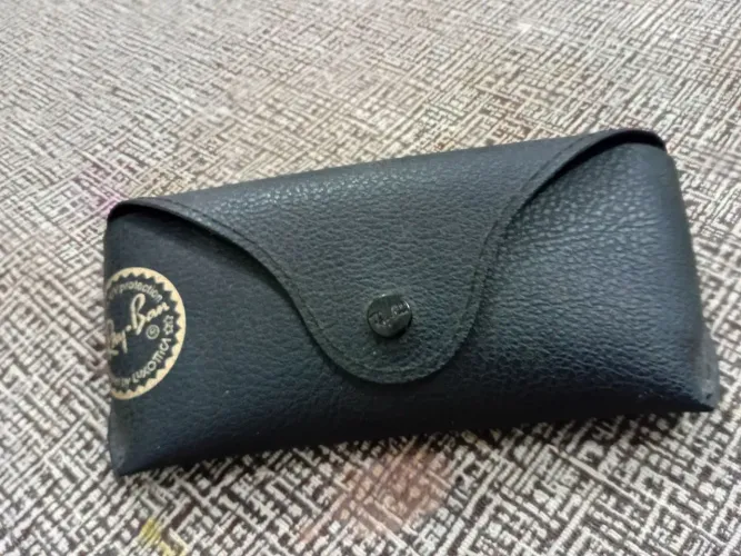 Case original Ray Ban