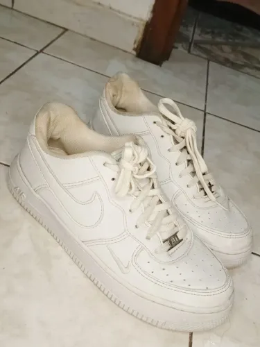 Tenis Nike feminino 38
