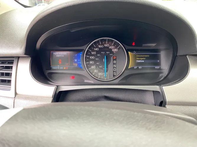 Ford Edge SEL 3.5 V6 24V FWD Aut. 2014