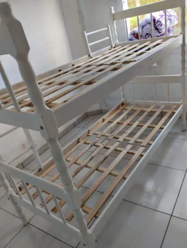 Vende beliche semi novo + 1 colchão 290reais barateza.