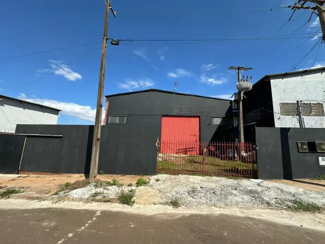 Imóvel para aluguel possui 324 metros quadrados em Nova Lima - Campo Grande - MS