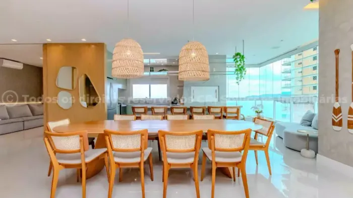 Penthouse Mobiliada 5 Suítes, 6 Banheiros e 4 Vagas no Topázio Imperial Meia Praia Itapema