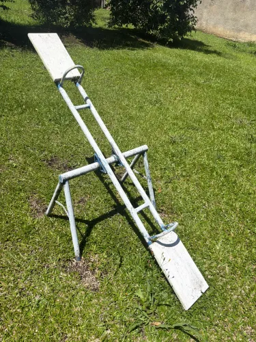 Parquinho de ferro 4 itens 