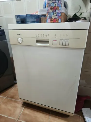 Máquina de Lavar Louça Bosch SGS6002BR/01 220V - Venda Rápida por Motivo de Mudança