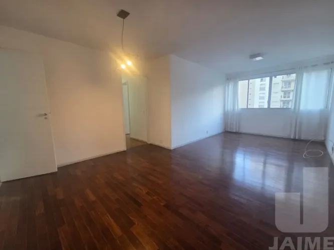 Apartamento com 3 dormitórios sendo 1 suíte e 1 vaga - Higienópolis