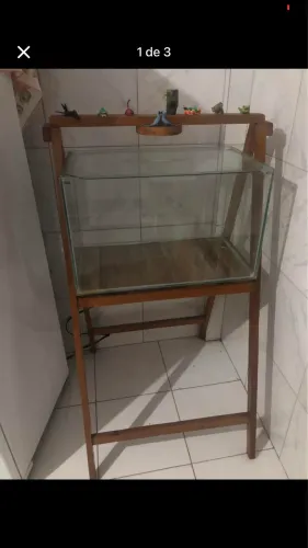 Aquário com móvel 