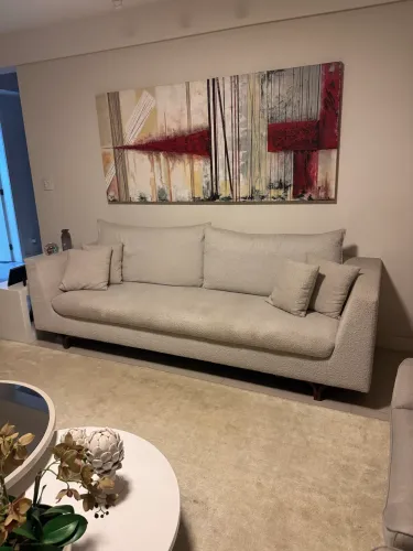 Lindo sofá em linho boucle 2,60