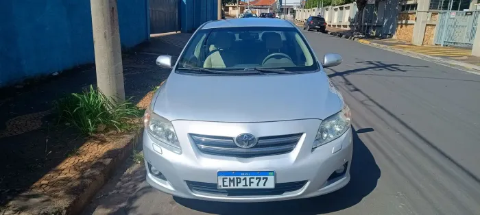 Toyota Corolla Altis 2.0 Flex 16V Aut. 2011