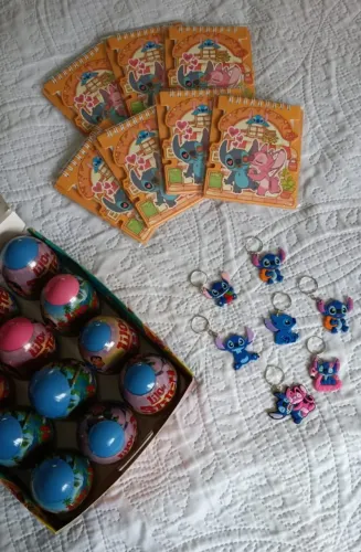Kit com 26 brindes Stitch