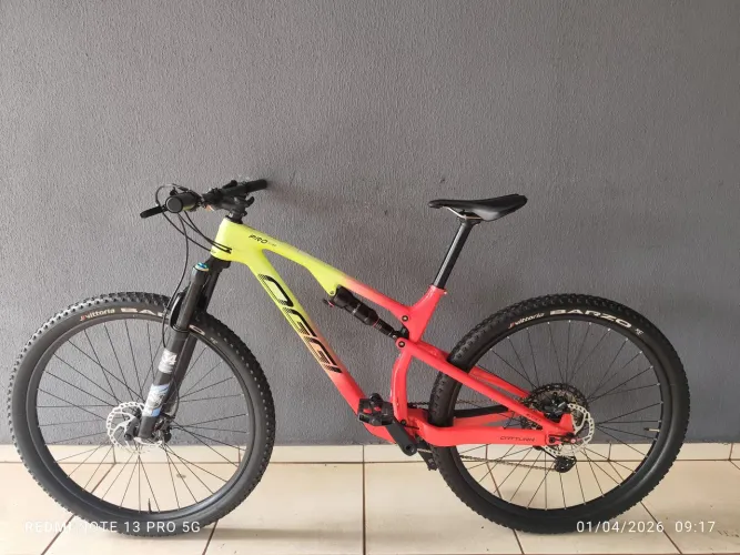 Oggi cattura sport carbono pro t-20 tamanho 17