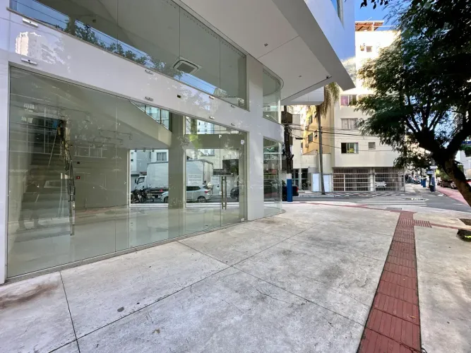 Sala Comercial FG, 80m², 1 Vaga, Esquina, Zona Sul (Carrefour), Centro - Balneário Cambori