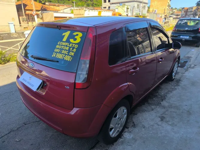 Ford Fiesta 1.6 8V Flex/class 1.6 8V Flex 5P 2013