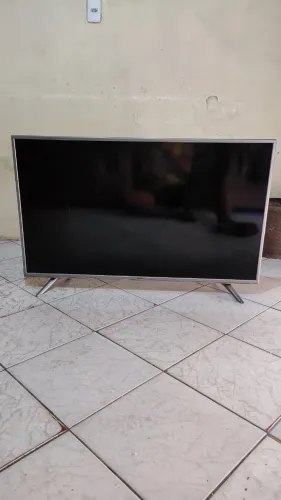 TV SEMP 49 POLEGADAS-  Para retirada de peças