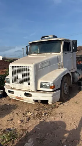 Caminhão Volvo NL10 340 RETIRADA DE PEÇAS.