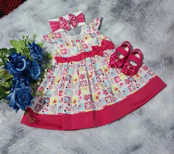 Vestido mais sapatinho mais faixa venha conferir!