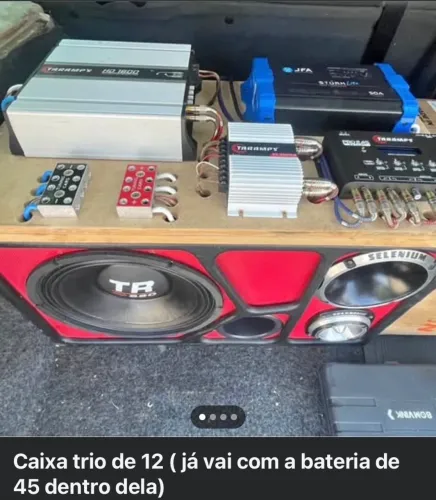 Caixa trio