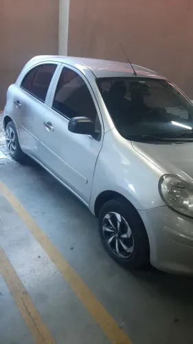 Nissan March 1.0 16V Flex Fuel 5P 2012