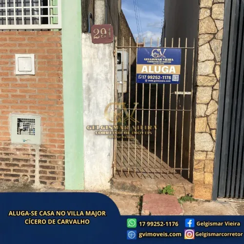 Casa com 1 Quarto(s) e 1 banheiro(s) para Alugar, 150 m² por R$ 830 / Mês