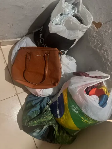 Lote de roupas novas