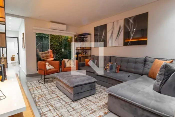 Casa à Venda - Vila Carrão, 3 Quartos, 104 m2