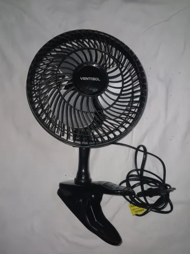 Mini ventilador Ventisol, 20cm 3 pás, 60Hz 127v