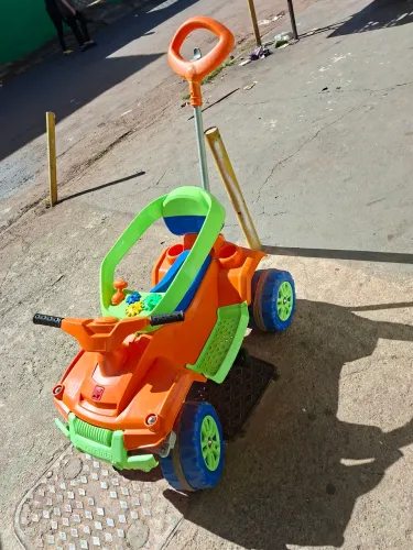 Carrinho de passeio quadriciclo de infantil superquad