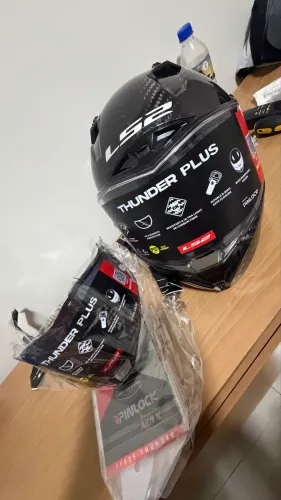 Capacete thunder ls2