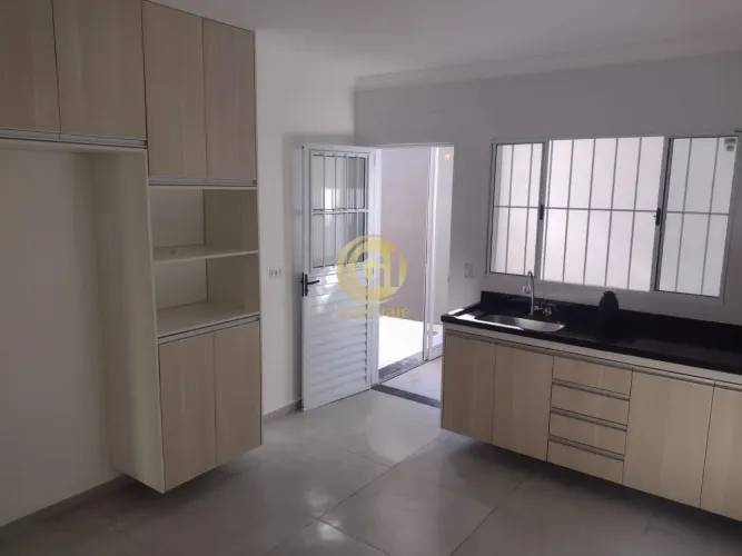 Imperdível: Casa de 5 quartos com 1 suíte e 4 vagas no Bosque dos Eucaliptos, São José dos